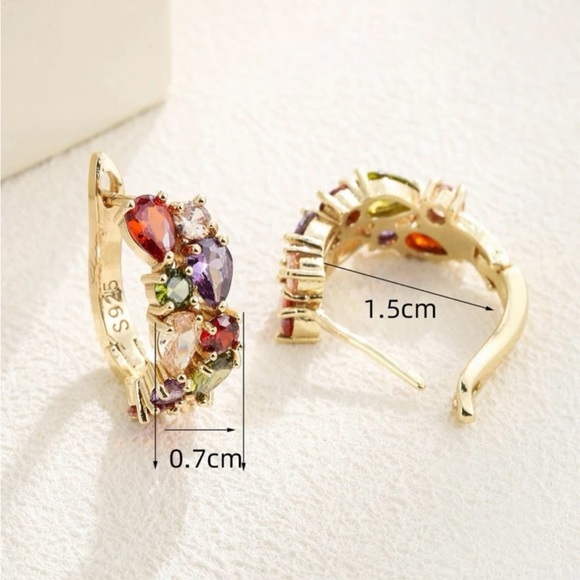 Cubic Zirconia Inlaid Buckle Earrings - Picture 3 of 4